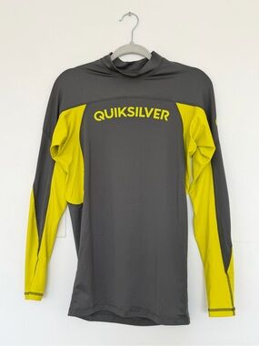 Quiksilver Gray and Yellow Long-Sleeve Men's Rash Guard
